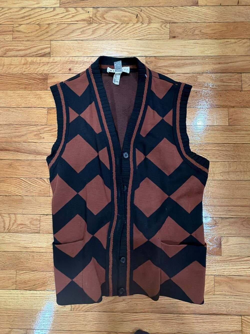 Tricosa Paris Vintage Wool Argyle Knit Button Vest Brown Black